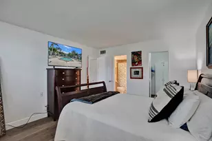1040 SE 4th Ave, Deerfield Beach, FL 33441 - Photo 15