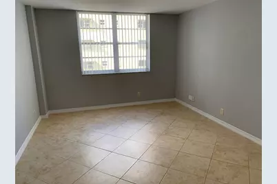 3001 W Rolling Hills Circle #709, Davie, FL 33328 - Photo 5