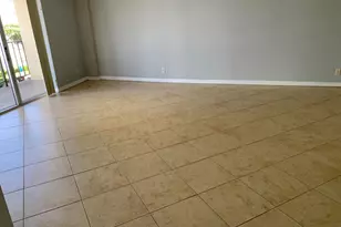 3001 W Rolling Hills Cir, Davie, FL 33328 - Photo 3