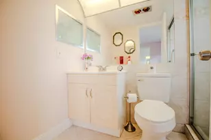 20 Lyndhurst A, Deerfield Beach, FL 33442 - Photo 11