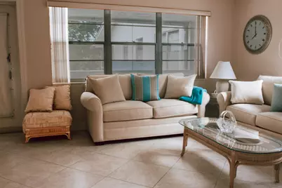 20 Lyndhurst A, Deerfield Beach, FL 33442 - Photo 5