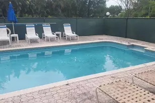 3910 Crystal Lake Dr, Deerfield Beach, FL 33064 - Photo 5