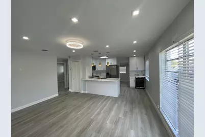 431 NW 33rd Terrace, Lauderhill, FL 33311 - Photo 3