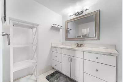2205 S Cypress Bend Drive #302, Pompano Beach, FL 33069 - Photo 11