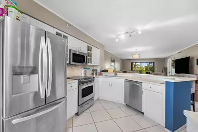 2205 S Cypress Bend Drive #302, Pompano Beach, FL 33069 - Photo 3