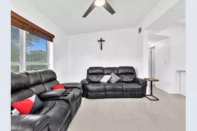 1580 NE 43rd Court, Pompano Beach, FL 33064 - Photo 7
