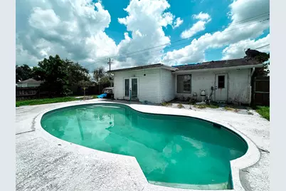 201 NW Floresta Drive, Port Saint Lucie, FL 34983 - Photo 27