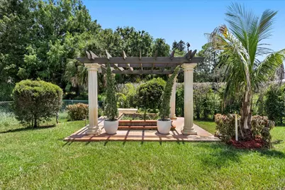 1819 SE Elrose Street, Port Saint Lucie, FL 34952 - Photo 5