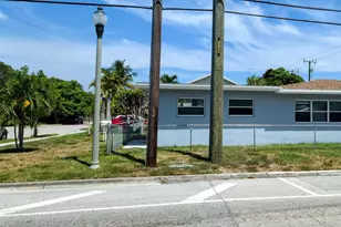 628 Monroe Dr, West Palm Beach, FL 33405 - Photo 3