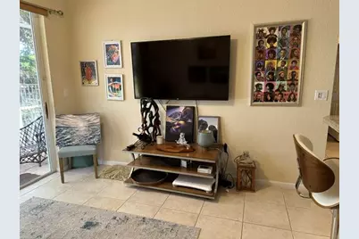 1828 NW 79th Way NW, Pembroke Pines, FL 33024 - Photo 5