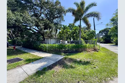 2390 SW 18th Avenue, Fort Lauderdale, FL 33315 - Photo 31
