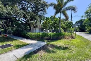 2390 SW 18th Ave, Fort Lauderdale, FL 33315 - Photo 31