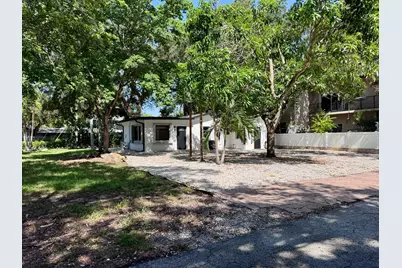 2390 SW 18th Avenue, Fort Lauderdale, FL 33315 - Photo 1