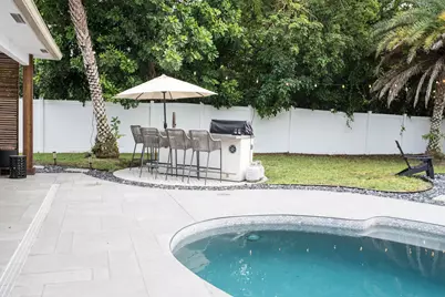 113 Cortes Avenue, Royal Palm Beach, FL 33411 - Photo 15