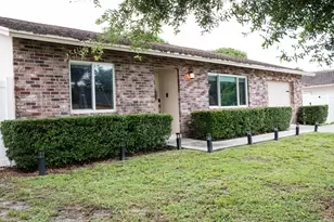113 Cortes Ave, Royal Palm Beach, FL 33411 - Photo 17