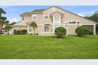 1686 SW Harbour Isles Circle, Port Saint Lucie, FL 34986 - Photo 9