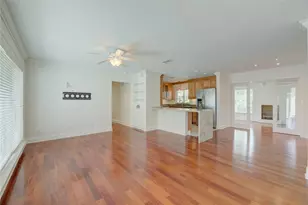 2709 NE 16th Ave, Wilton Manors, FL 33334 - Photo 3