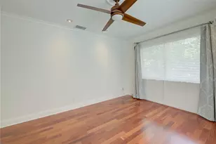 2709 NE 16th Ave, Wilton Manors, FL 33334 - Photo 11