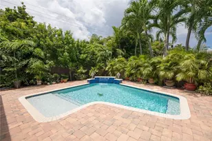 2709 NE 16th Ave, Wilton Manors, FL 33334 - Photo 3