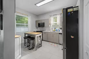 6817 NW 32nd Ct, Margate, FL 33063 - Photo 11