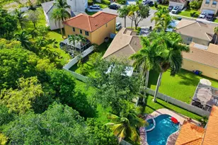6817 NW 32nd Ct, Margate, FL 33063 - Photo 37