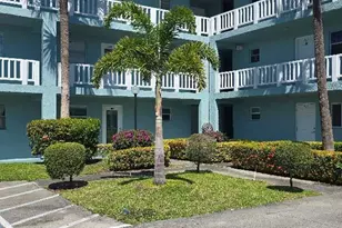 606 SW Natura Blvd, Deerfield Beach, FL 33441 - Photo 3