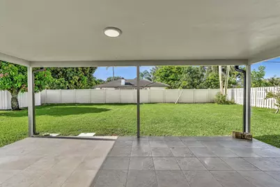 2056 Park Place, Boca Raton, FL 33486 - Photo 23