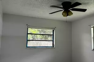 1871 W Forest Ave, Palm Springs, FL 33406 - Photo 5