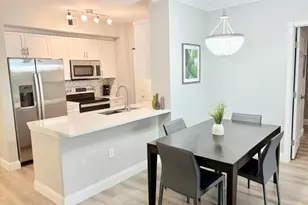 630 S Sapodilla Ave, West Palm Beach, FL 33401 - Photo 5