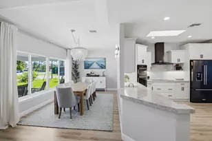 398 NE 23rd St, Boca Raton, FL 33431 - Photo 11