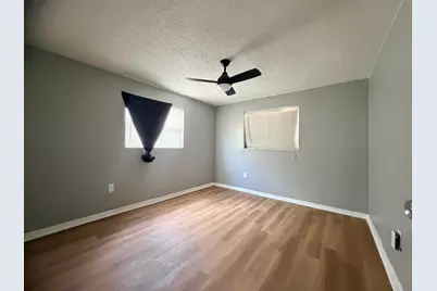 8381 NW 28th Place, Sunrise, FL 33322 - Photo 15