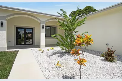 1471 SE Proctor Lane, Port Saint Lucie, FL 34983 - Photo 3
