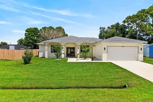 1471 SE Proctor Ln, Port Saint Lucie, FL 34983 - Photo 1