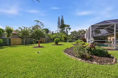 692 SW Ewing Avenue, Port Saint Lucie, FL 34983 - Photo 17