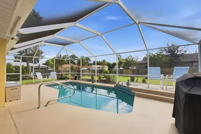 692 SW Ewing Avenue, Port Saint Lucie, FL 34983 - Photo 23