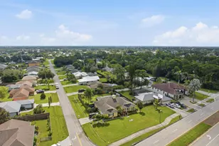 692 SW Ewing Ave, Port Saint Lucie, FL 34983 - Photo 19
