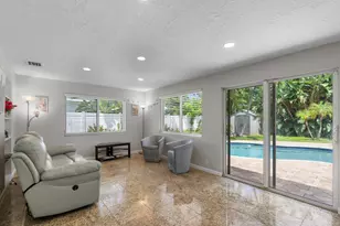 319 SW 2nd St, Boca Raton, FL 33432 - Photo 5