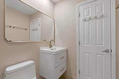319 SW 2nd Street, Boca Raton, FL 33432 - Photo 15
