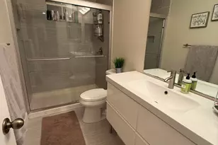 844 Falling Water Rd, Weston, FL 33326 - Photo 17