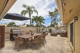 5799 Golden Eagle Cir, Palm Beach Gardens, FL 33418 - Photo 3