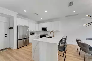5600 Cambridge Blvd, Boca Raton, FL 33496 - Photo 3