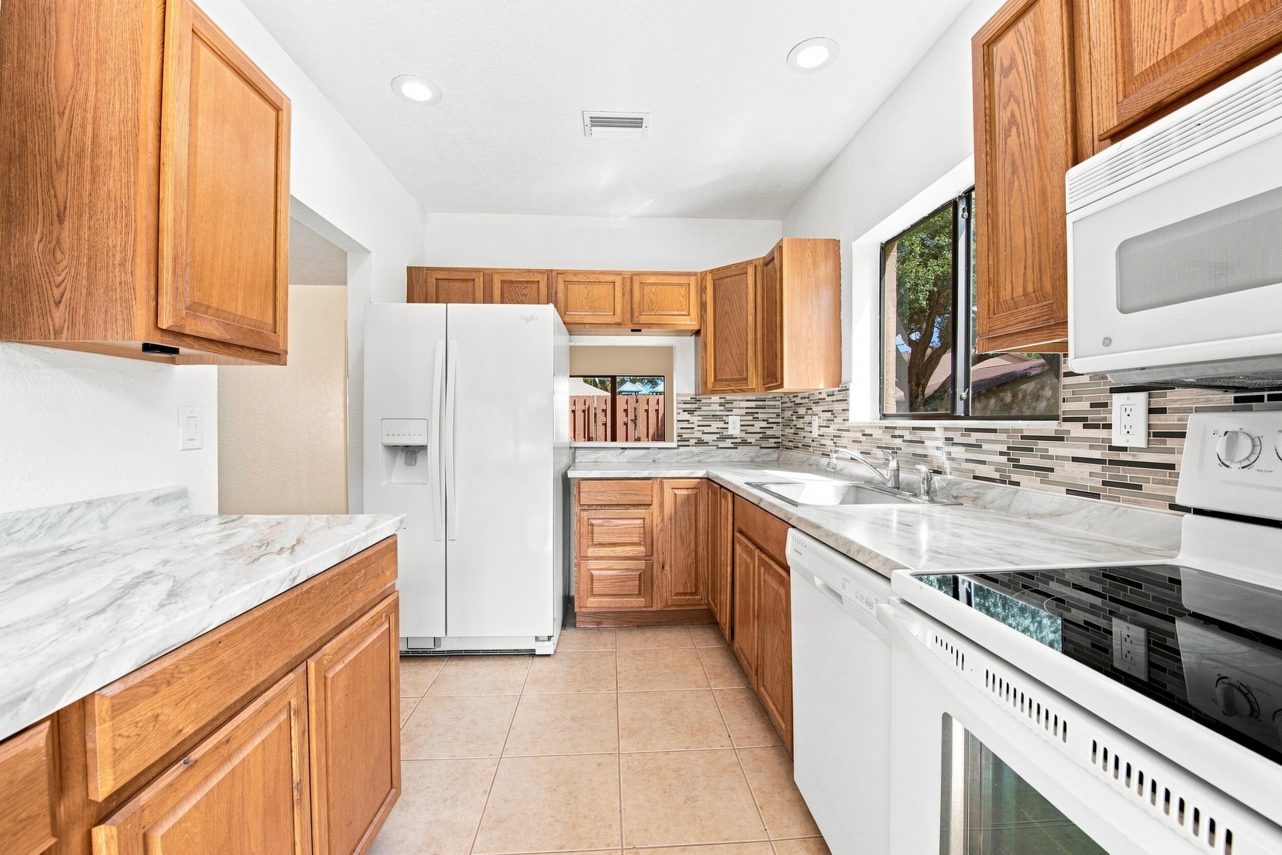 2267 NW 37th Ave - 2267 NW 37th Ave, Coconut Creek, FL 33066 Luxury Property | Jose Angel Pina