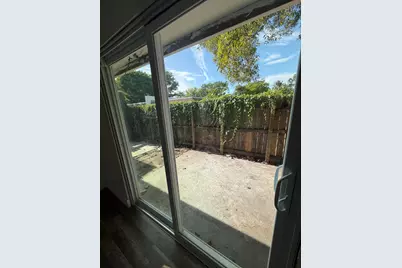 1303 NW 8th Avenue, Fort Lauderdale, FL 33311 - Photo 13