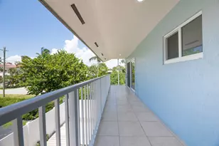 902 Palm Ave, Boca Raton, FL 33432 - Photo 29