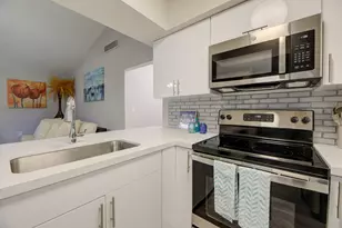 902 Palm Ave, Boca Raton, FL 33432 - Photo 15