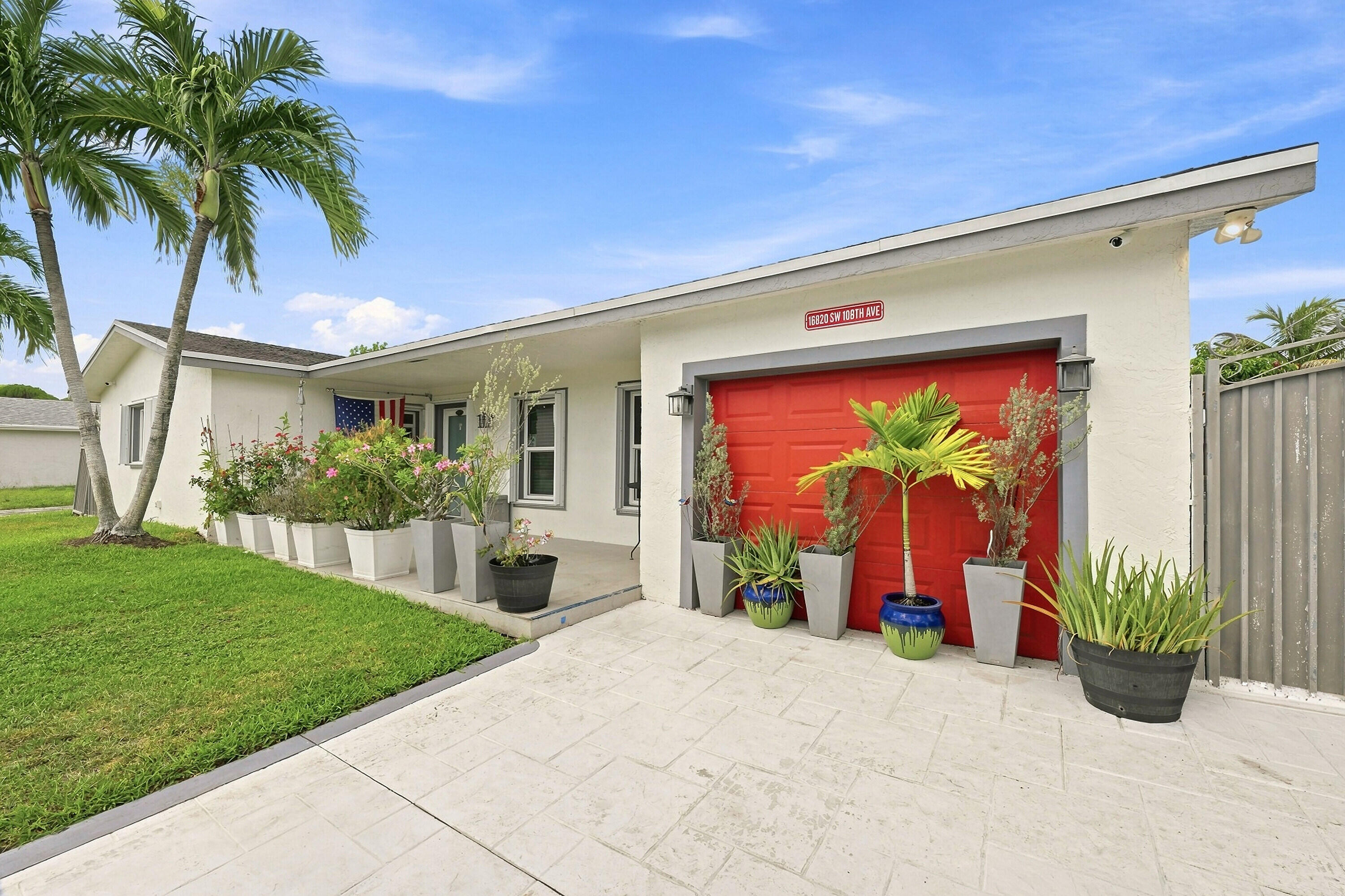 16820 SW 108th Ave - 16820 SW 108th Ave, Miami, FL 33157 Luxury Property | Jose Angel Pina
