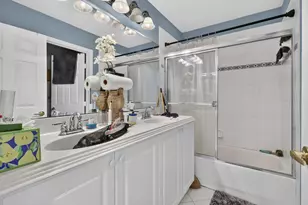 1158 Oakwater Dr, Royal Palm Beach, FL 33411 - Photo 31