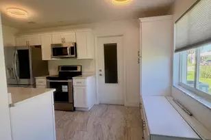 1590 SW 14th Ave, Boynton Beach, FL 33426 - Photo 9