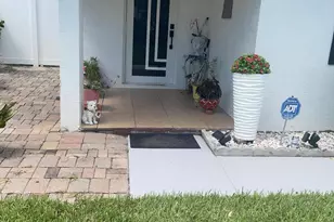 821 Hampton Rd, West Palm Beach, FL 33405 - Photo 3