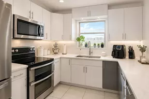 821 Hampton Rd, West Palm Beach, FL 33405 - Photo 13
